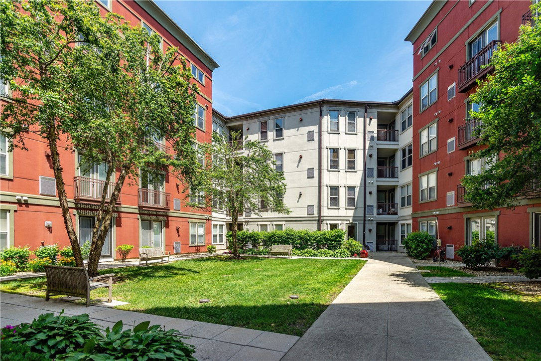 Providence, Rhode Island 02903, United States, 2 Bedrooms Bedrooms, ,1 BathroomBathrooms,Residential,Active,159116