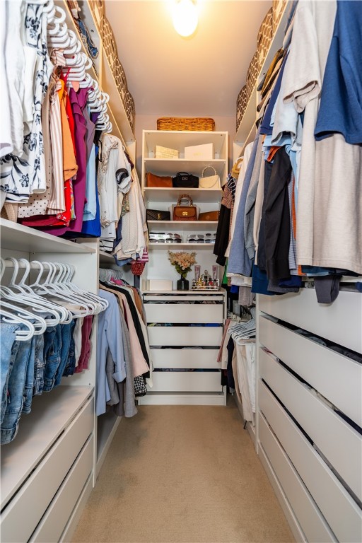 Providence, Rhode Island 02903, United States, 2 Bedrooms Bedrooms, ,1 BathroomBathrooms,Residential,Active,159116