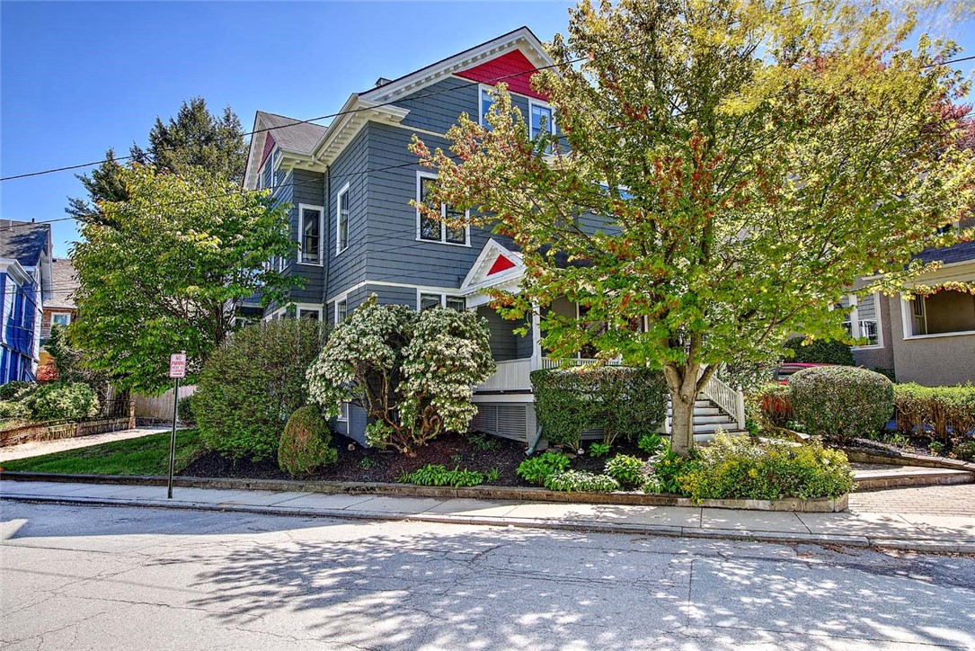 238 Brown Street 240