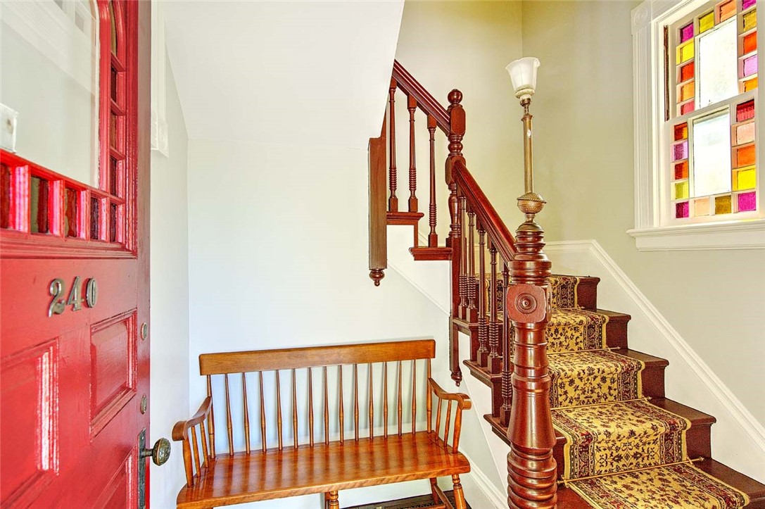 238 Brown Street 240