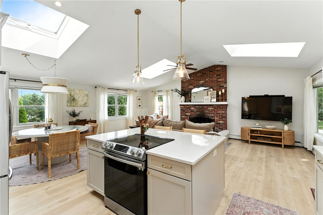 287 Cowesett Road