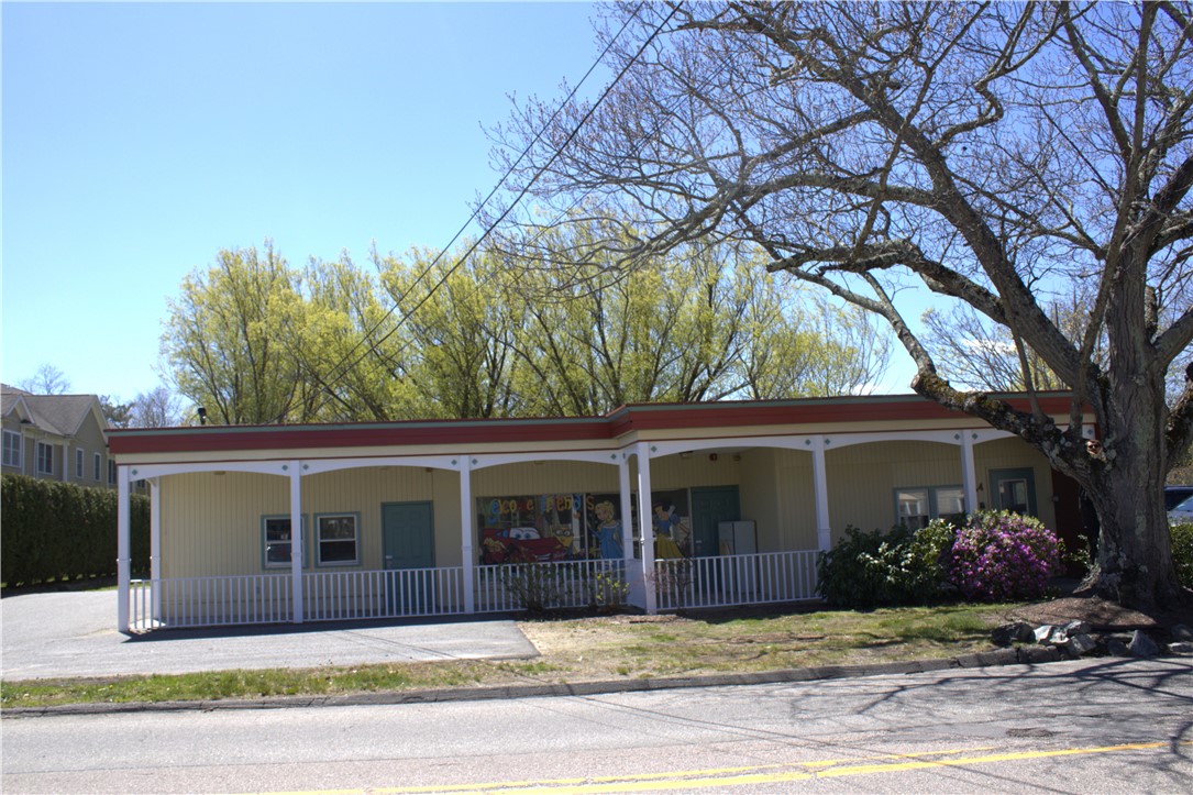 64 Bay Spring Avenue