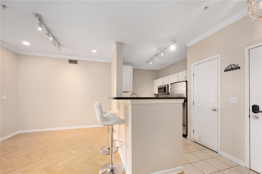 1000 Providence Place 374