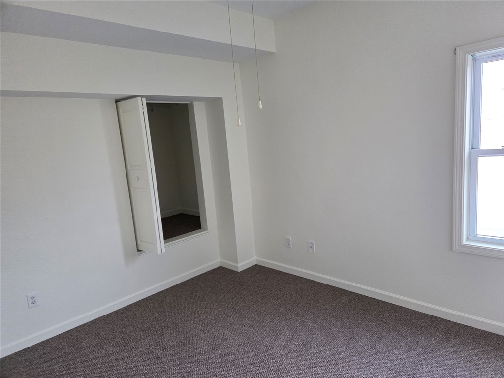 567 South County Trail 321