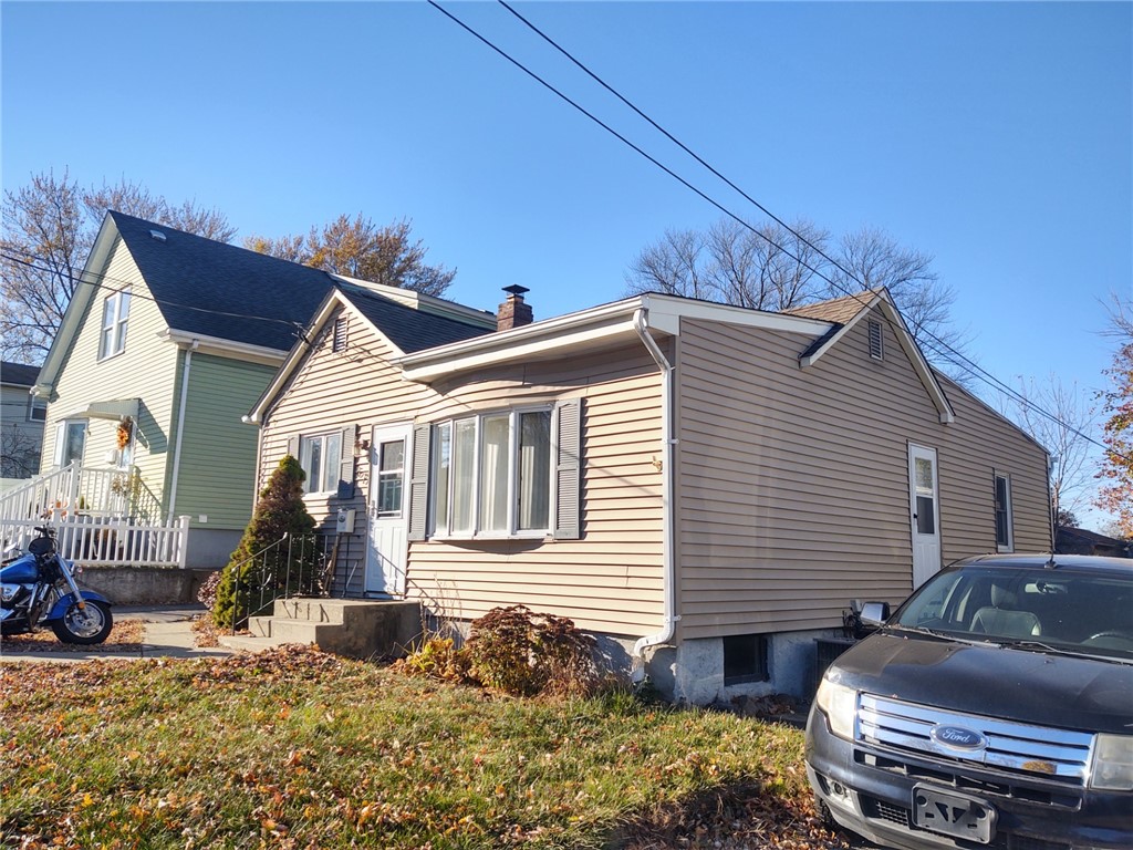 57 VIVIAN Avenue