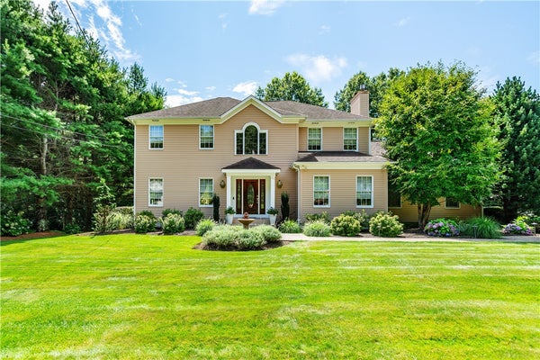 38 MARK DR, LINCOLN, RI 02865 - Image 96fd2d69a32aa8ef65e300b4301eecaf/379495834