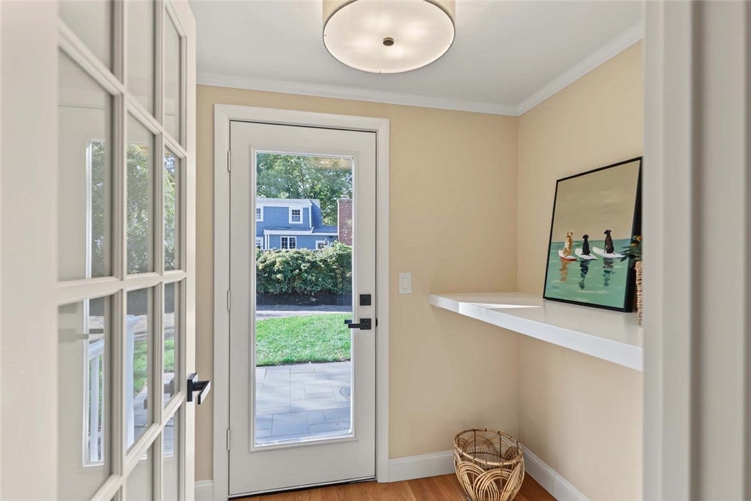 8 Pine Cone Drive