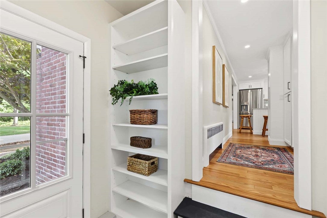 8 Pine Cone Drive