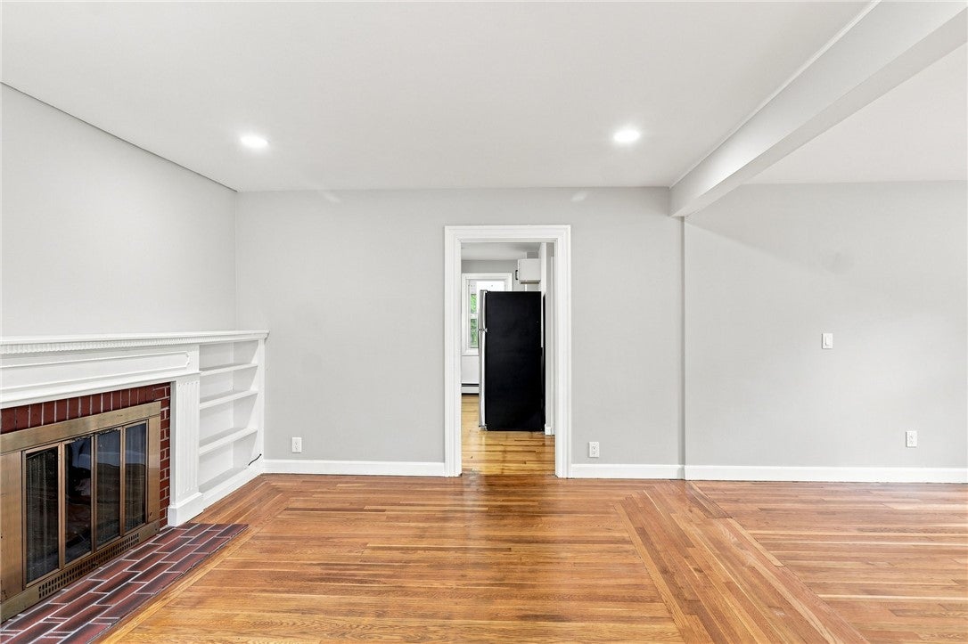 31 Rowan Street