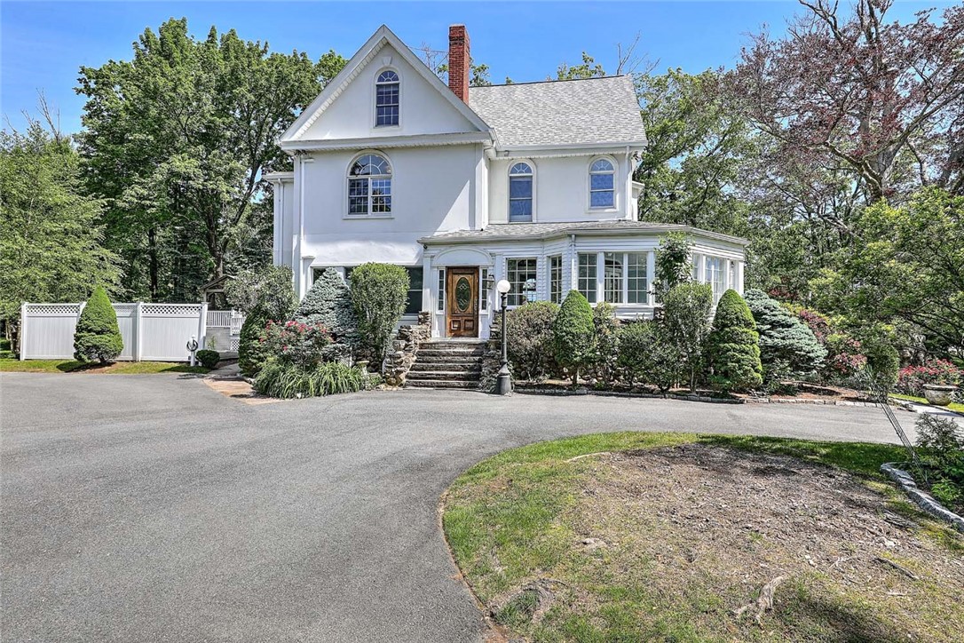 247 Oaklawn Avenue