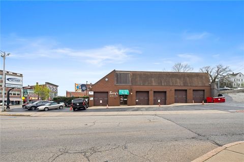 18 Blackstone Street Woonsocket RI 02895