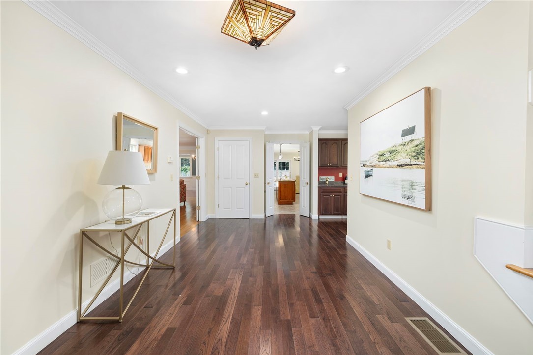 58 Dolphin Avenue