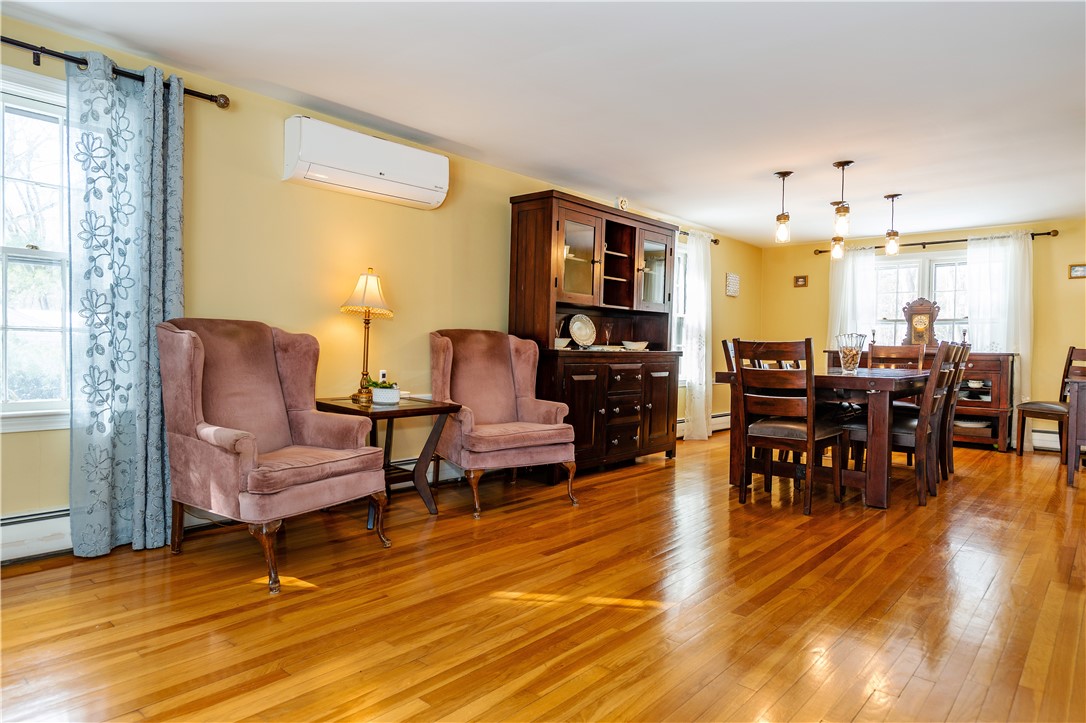 East Greenwich, Rhode Island 02818, United States, 3 Bedrooms Bedrooms, ,3 BathroomsBathrooms,Residential,Active,87250