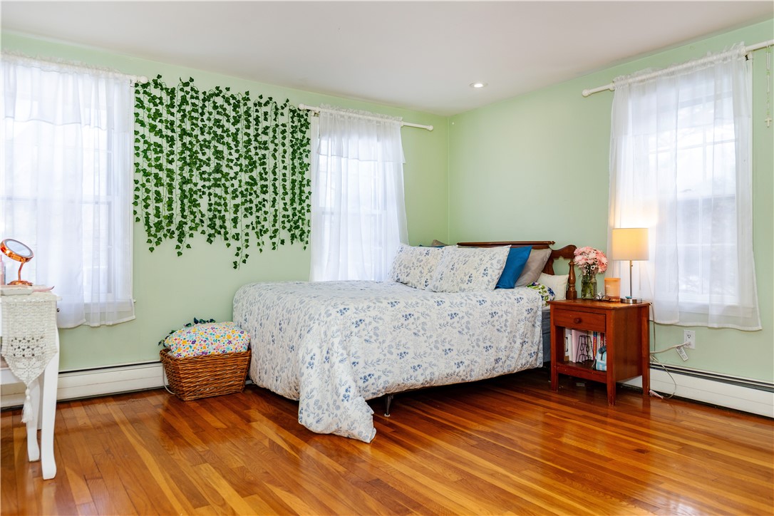 East Greenwich, Rhode Island 02818, United States, 3 Bedrooms Bedrooms, ,3 BathroomsBathrooms,Residential,Active,87250