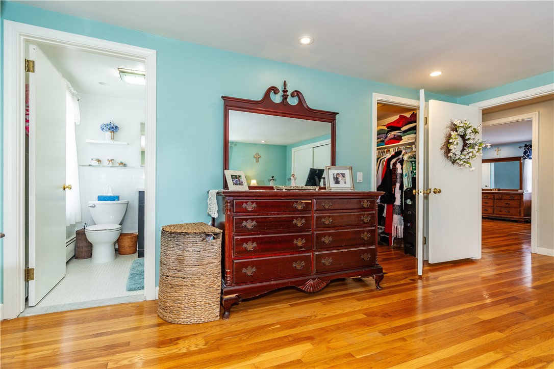 East Greenwich, Rhode Island 02818, United States, 3 Bedrooms Bedrooms, ,3 BathroomsBathrooms,Residential,Active,87250