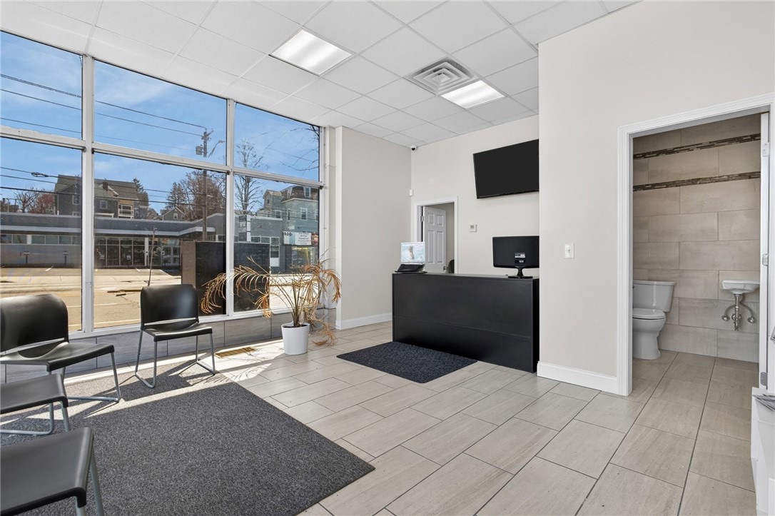 1286 North Main Street