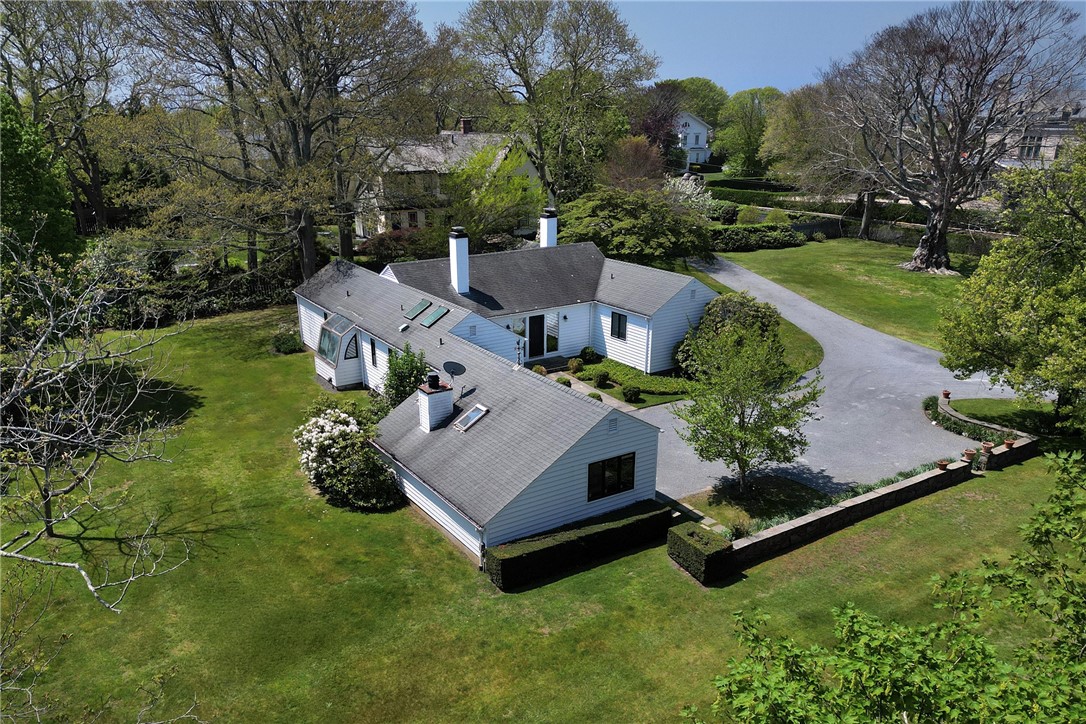 18 Ledge Road
