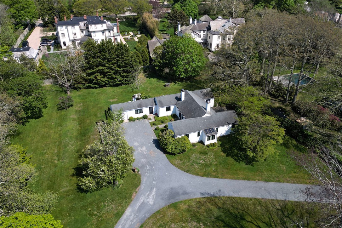 18 Ledge Road