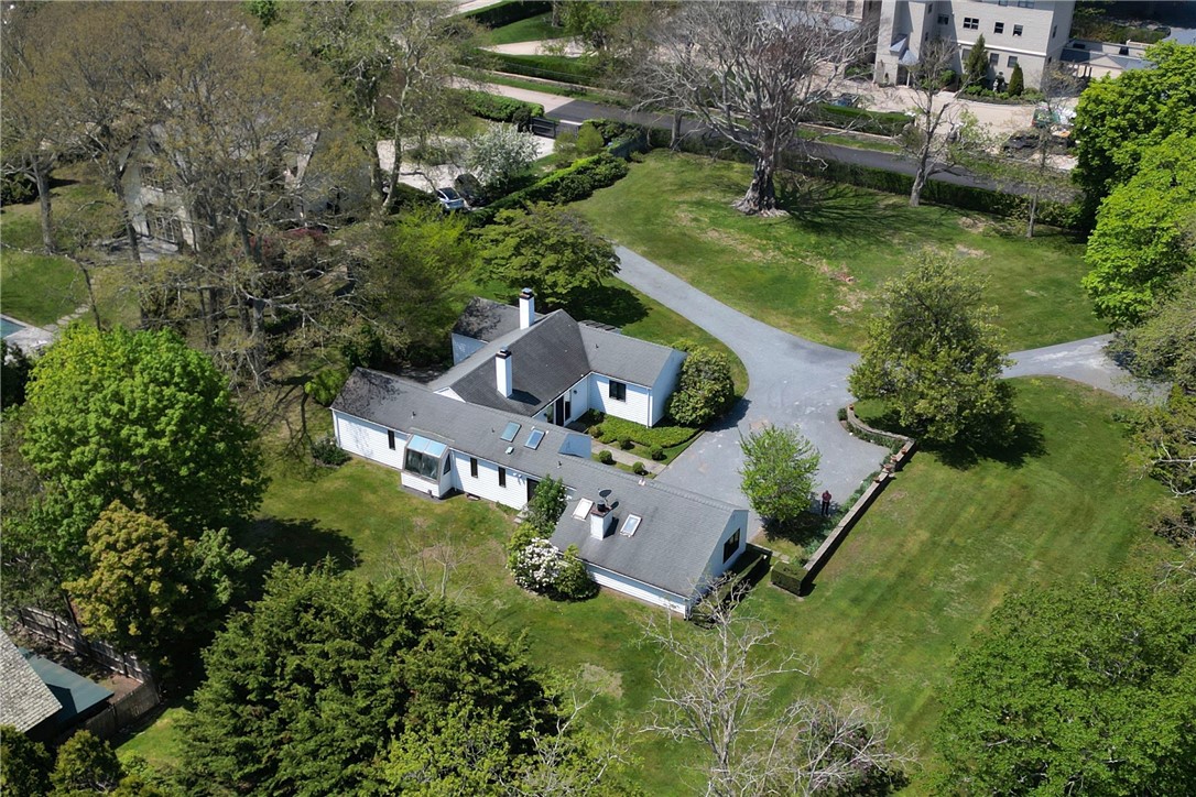 18 Ledge Road