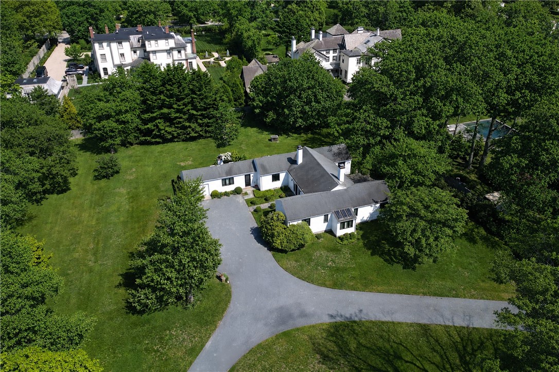 18 Ledge Road