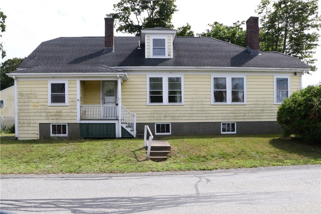 283 West Main Road