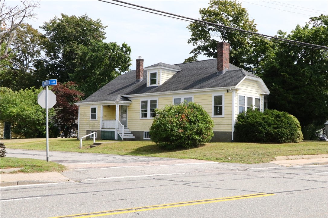 283 West Main Road