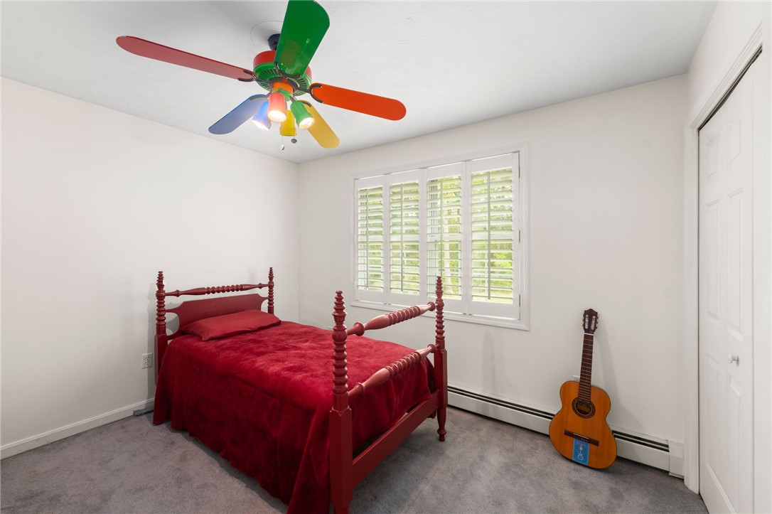 South Kingstown, Rhode Island 02892, United States, 3 Bedrooms Bedrooms, ,3 BathroomsBathrooms,Residential,Active,140858