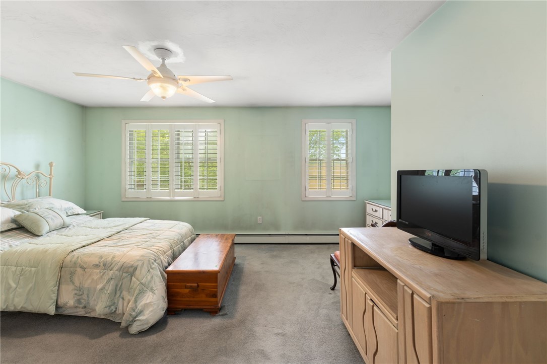 South Kingstown, Rhode Island 02892, United States, 3 Bedrooms Bedrooms, ,3 BathroomsBathrooms,Residential,Active,140858