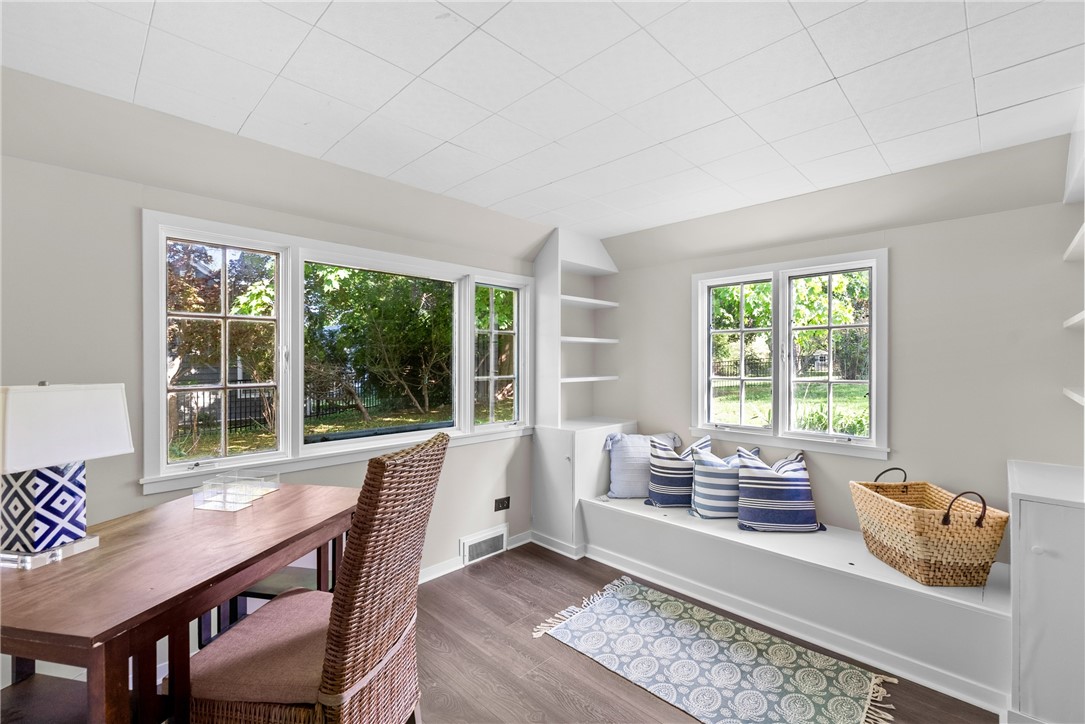 72 Ferry Lane