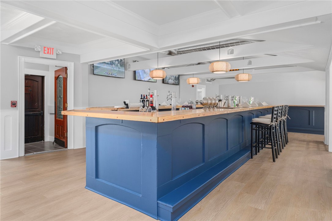 1152 Main Street 1154