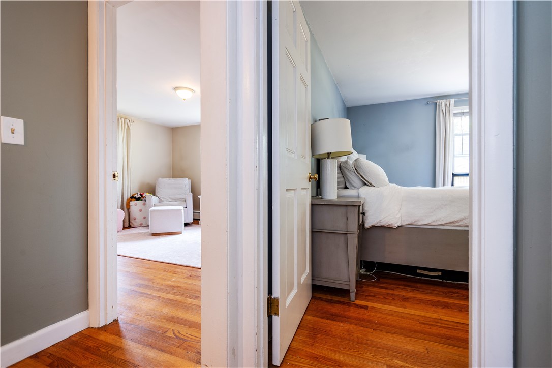 North Kingstown, Rhode Island 02852, United States, 3 Bedrooms Bedrooms, ,2 BathroomsBathrooms,Residential,Active,184870