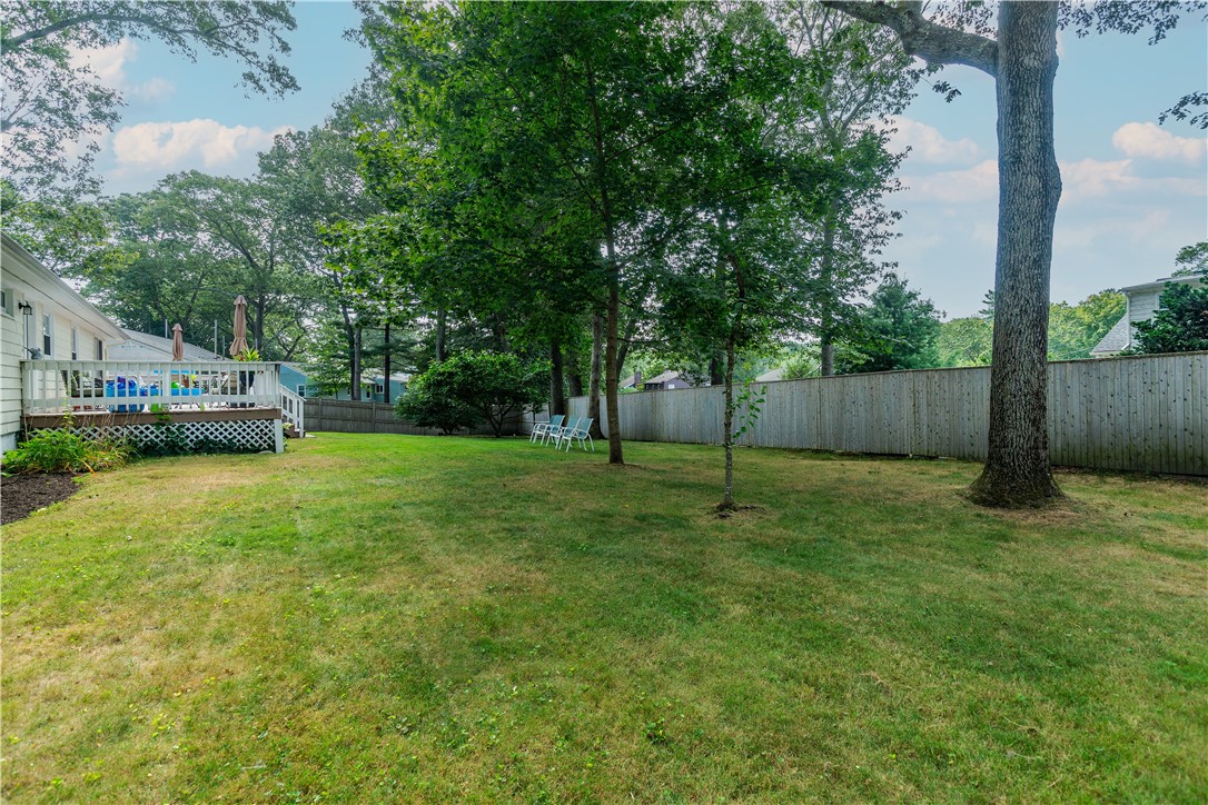 North Kingstown, Rhode Island 02852, United States, 3 Bedrooms Bedrooms, ,2 BathroomsBathrooms,Residential,Active,184870