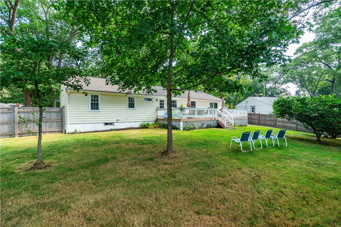 North Kingstown, Rhode Island 02852, United States, 3 Bedrooms Bedrooms, ,2 BathroomsBathrooms,Residential,Active,184870