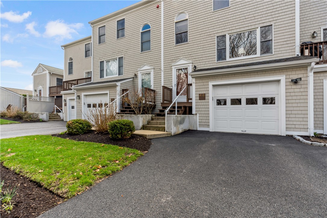 413 North Lane