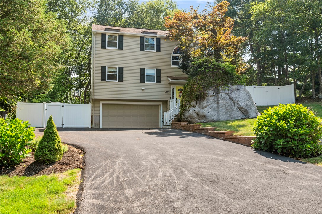 7 Aurora Drive