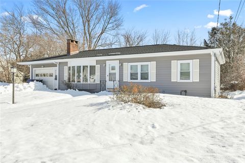 14 Winthrop Street East Providence RI 02915