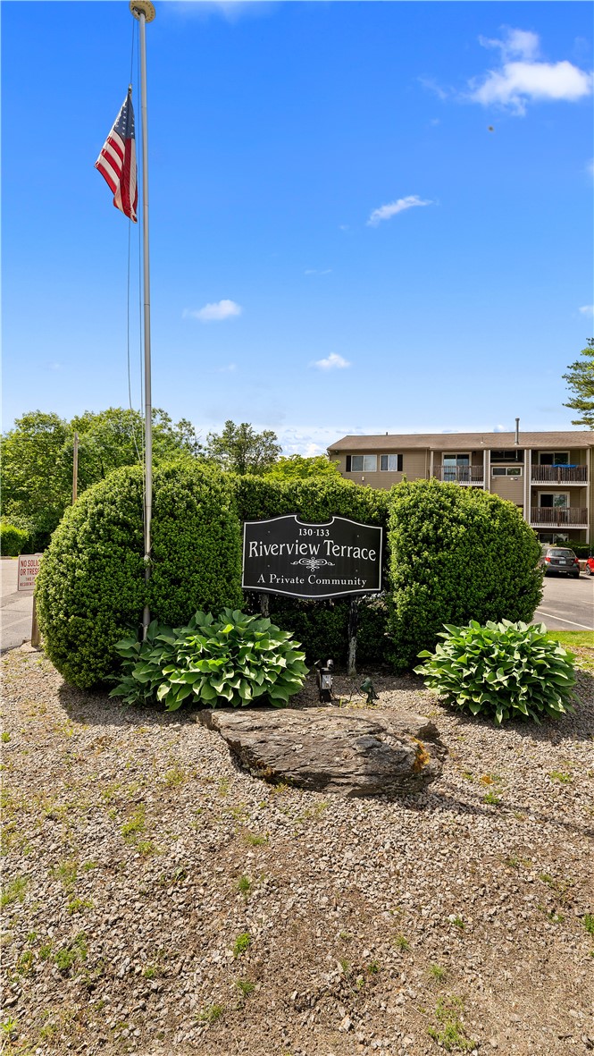 131 Fordson Avenue 4