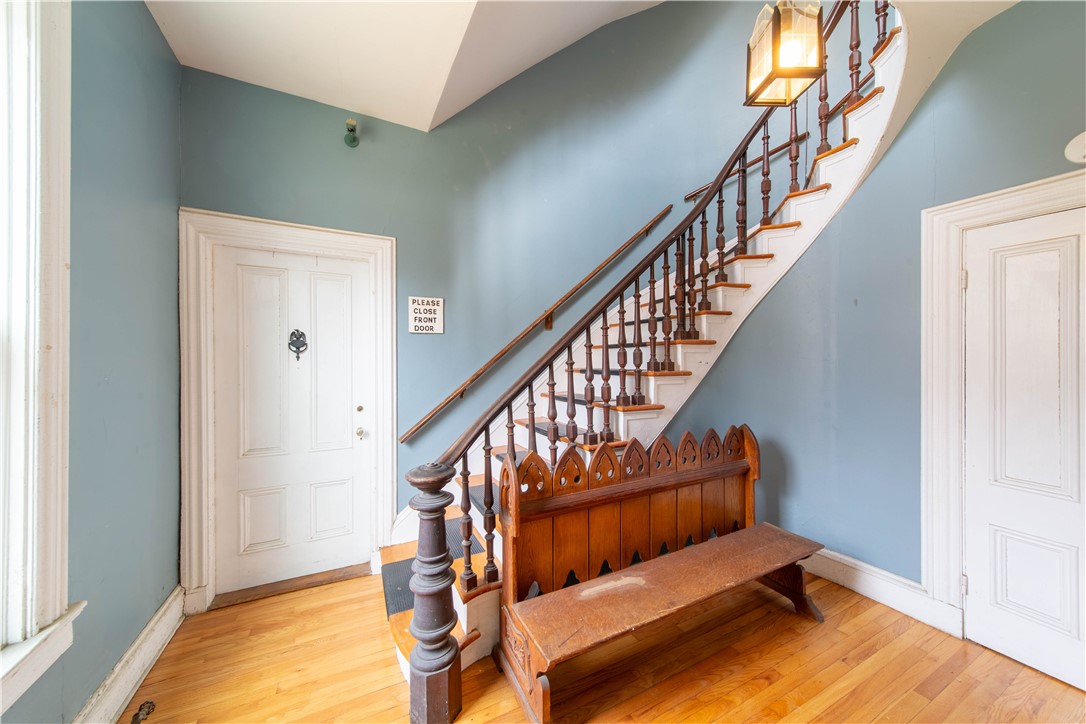 21 Division Street 5