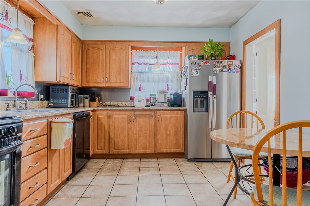 73 Western Promenade Street