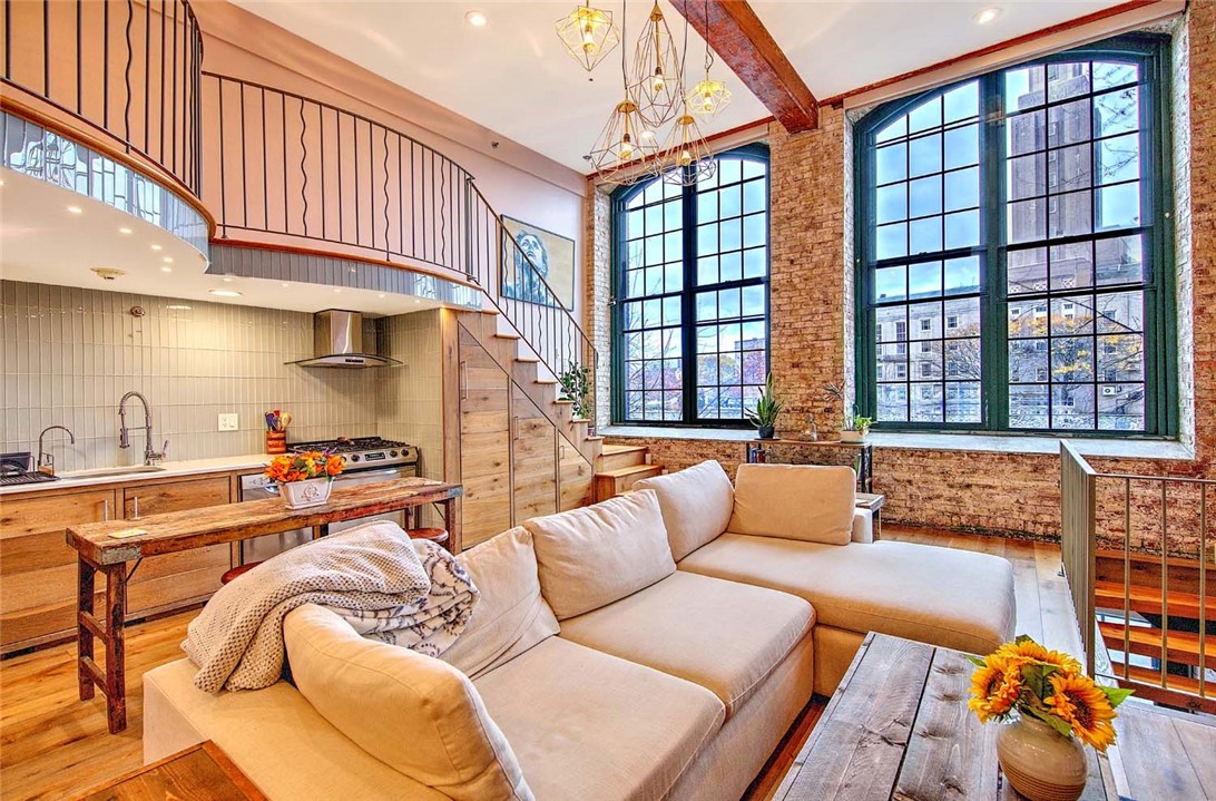 10 Exchange Court 203