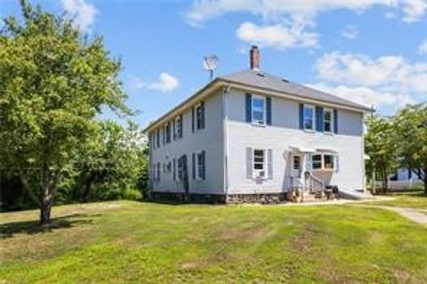 40 Pleasant Street Westerly RI 02891