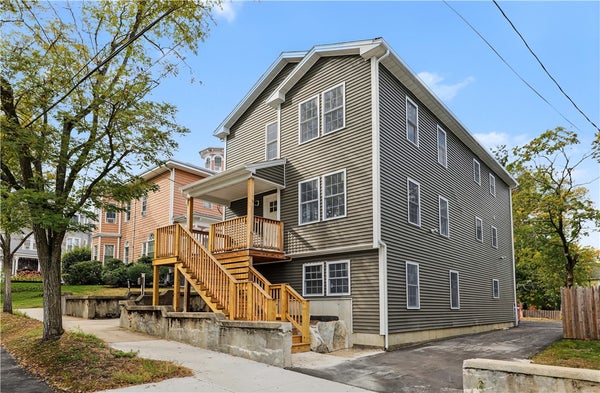 67 DOVER ST # 1, PROVIDENCE, RI 02908 - Image 9a6ed235c812f6bf3ee77088b4e25b16/2203384303