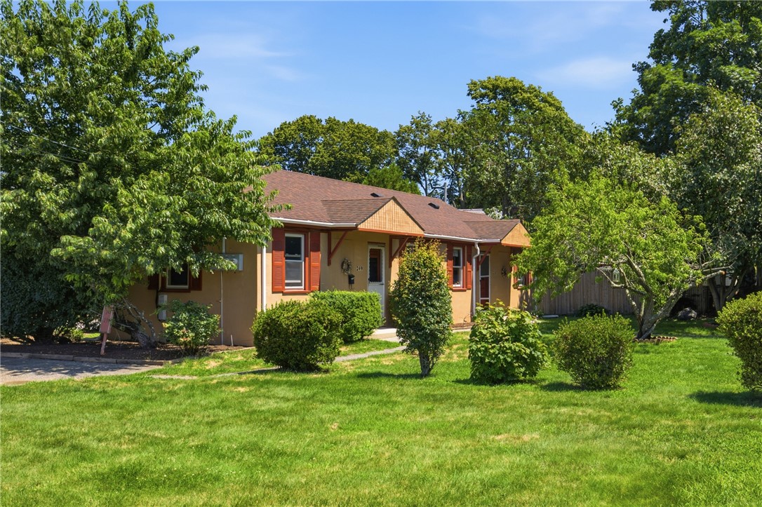 249 West Main Road 251