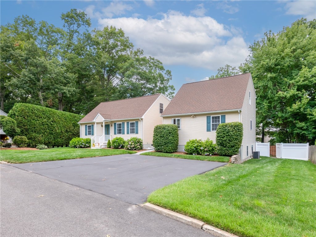 124 Setian Lane