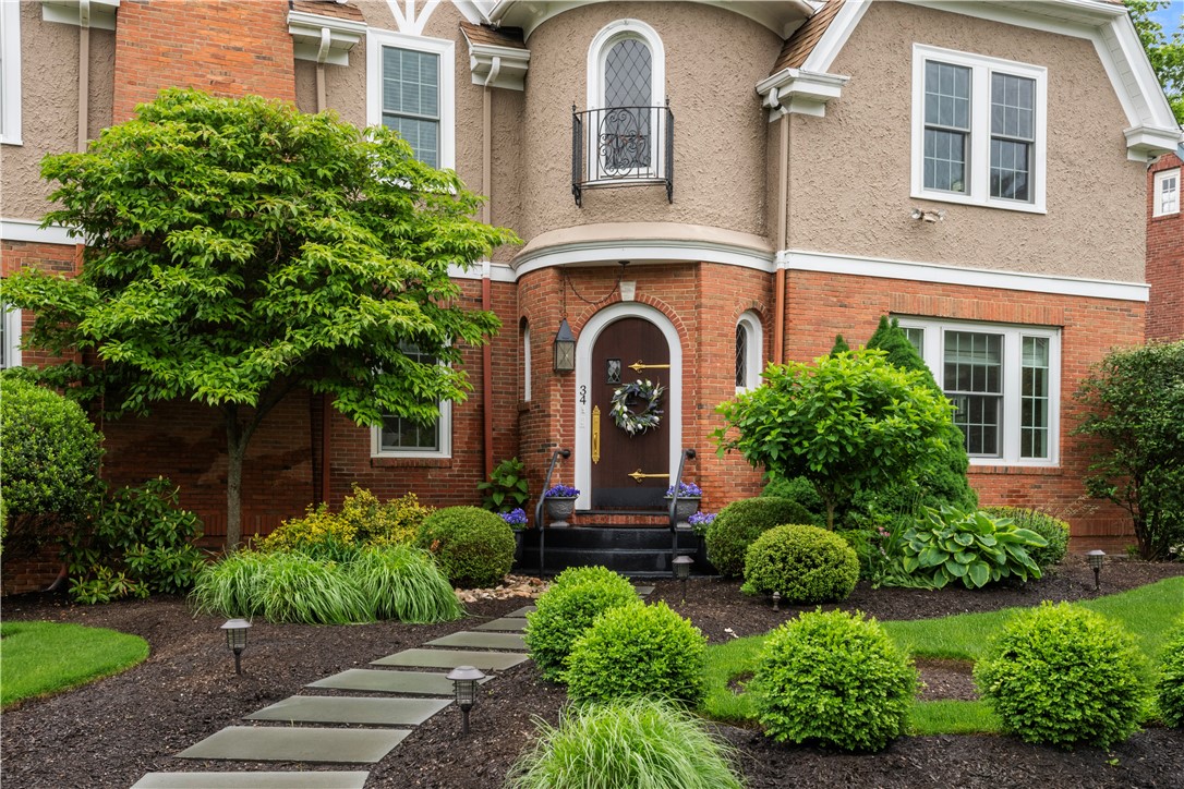 34 Dryden Avenue