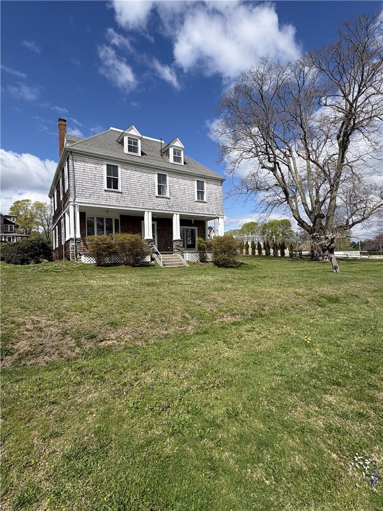 39 Walcott Avenue