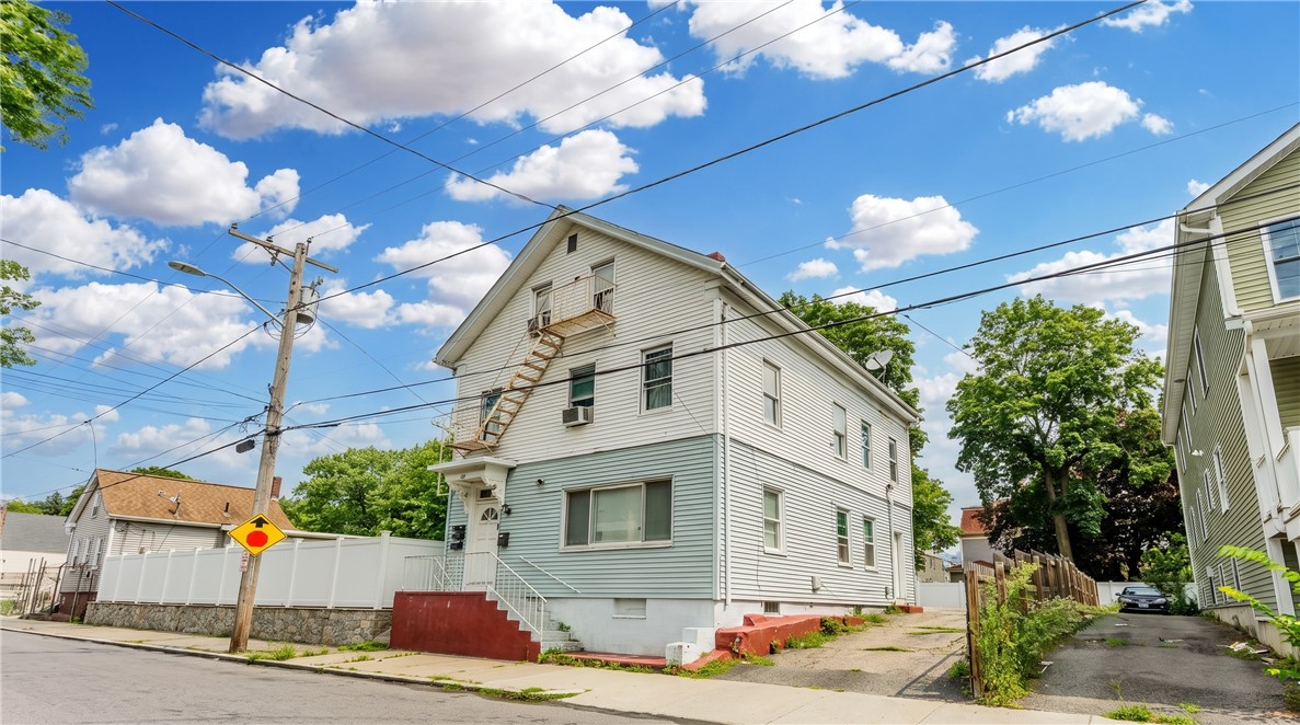 95 Waldo Street