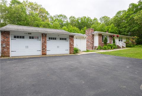 728 Chestnut Hill Road Glocester RI 02814