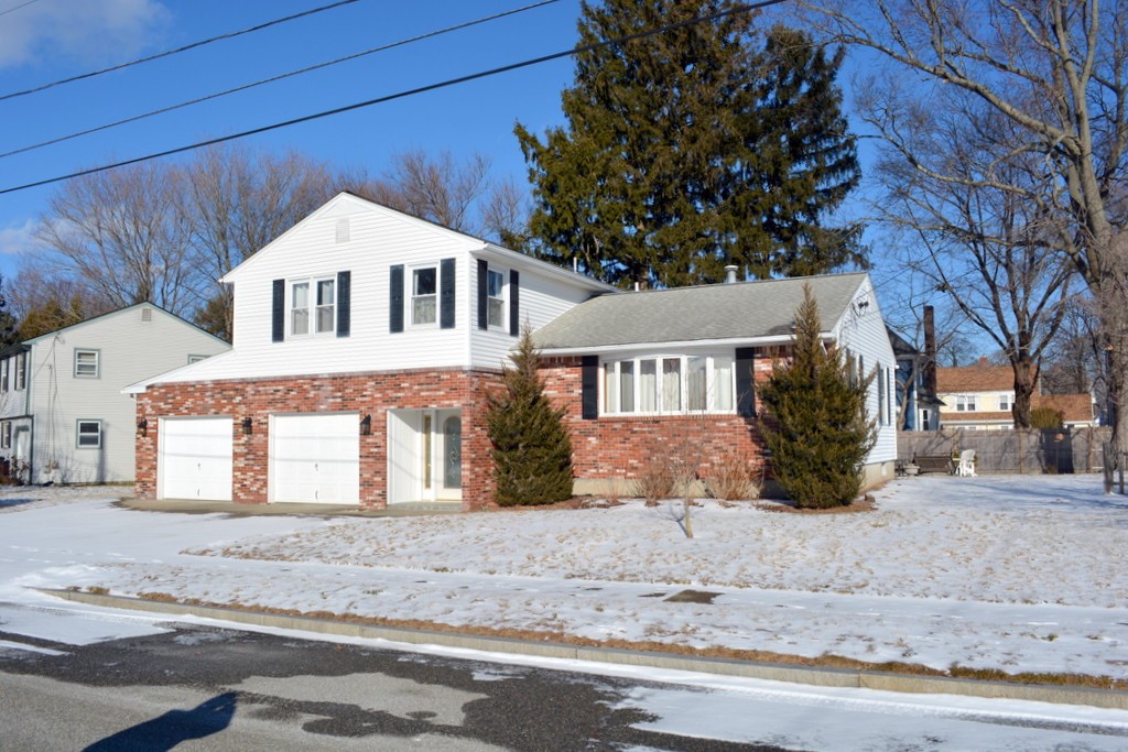 11 Hollow Ridge Road