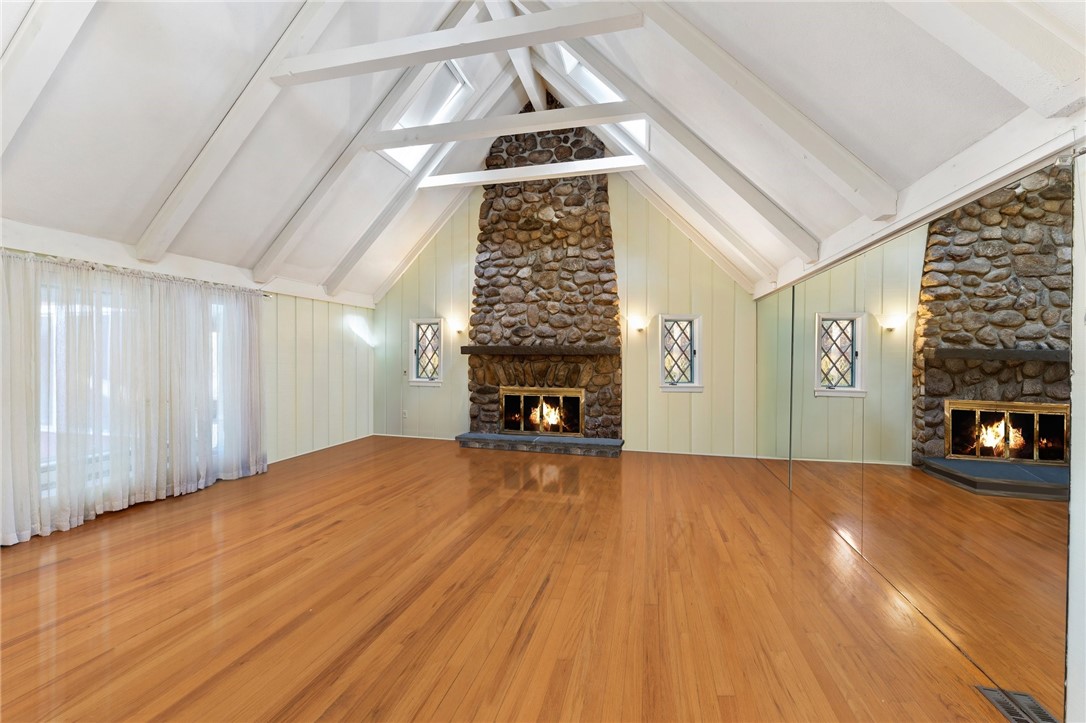 Cumberland, Rhode Island 02864, United States, 3 Bedrooms Bedrooms, ,4 BathroomsBathrooms,Residential,Pending,119332